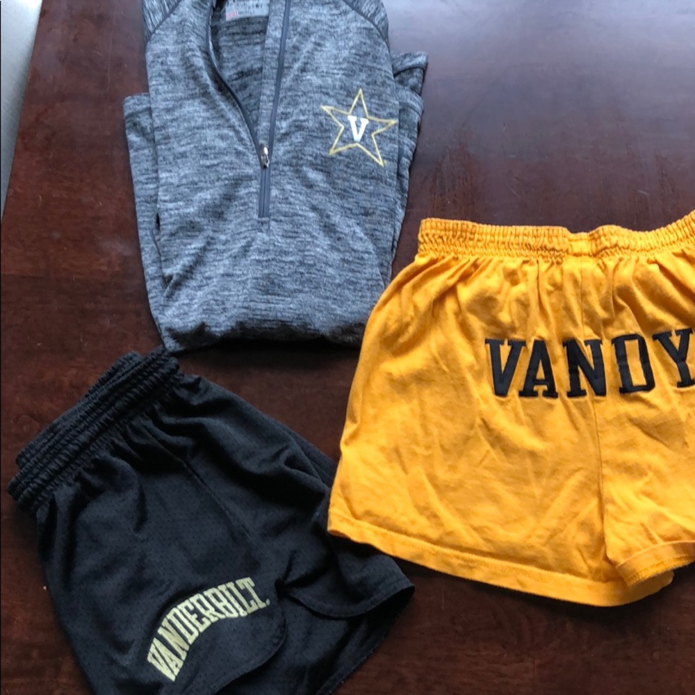 Vandy gear bundle: shirt 2 shorts
